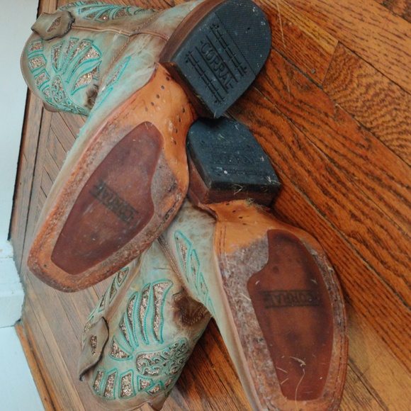 Corral Mint Turquoise and Gold Glitter Heart Square Toe Sophie Cowboy Boots - Picture 5 of 7